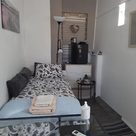 Georgias House 7 Min From Athens Airport Apartment Artemida  Exterior photo