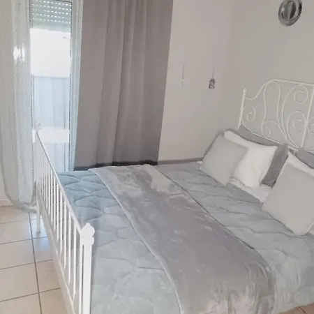 Georgias House 7 Min From Athens Airport Apartment Artemida  Exterior photo