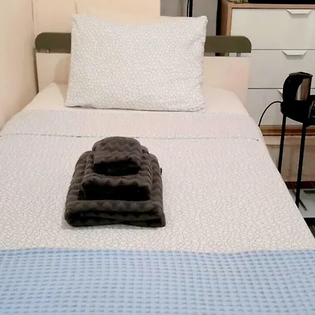 Georgias House 7 Min From Athens Airport Apartment Artemida  Exterior photo