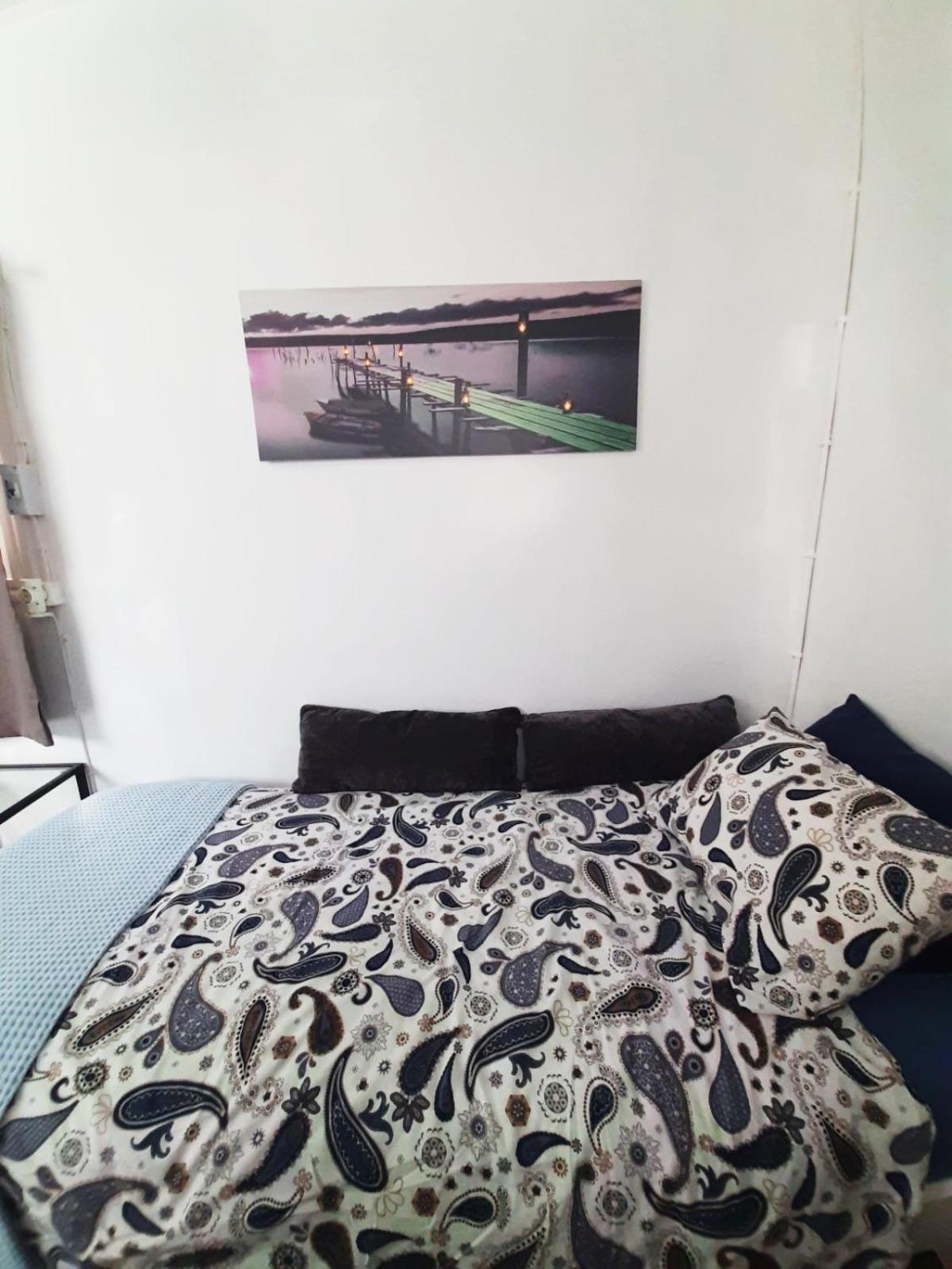 Georgias House 7 Min From Athens Airport