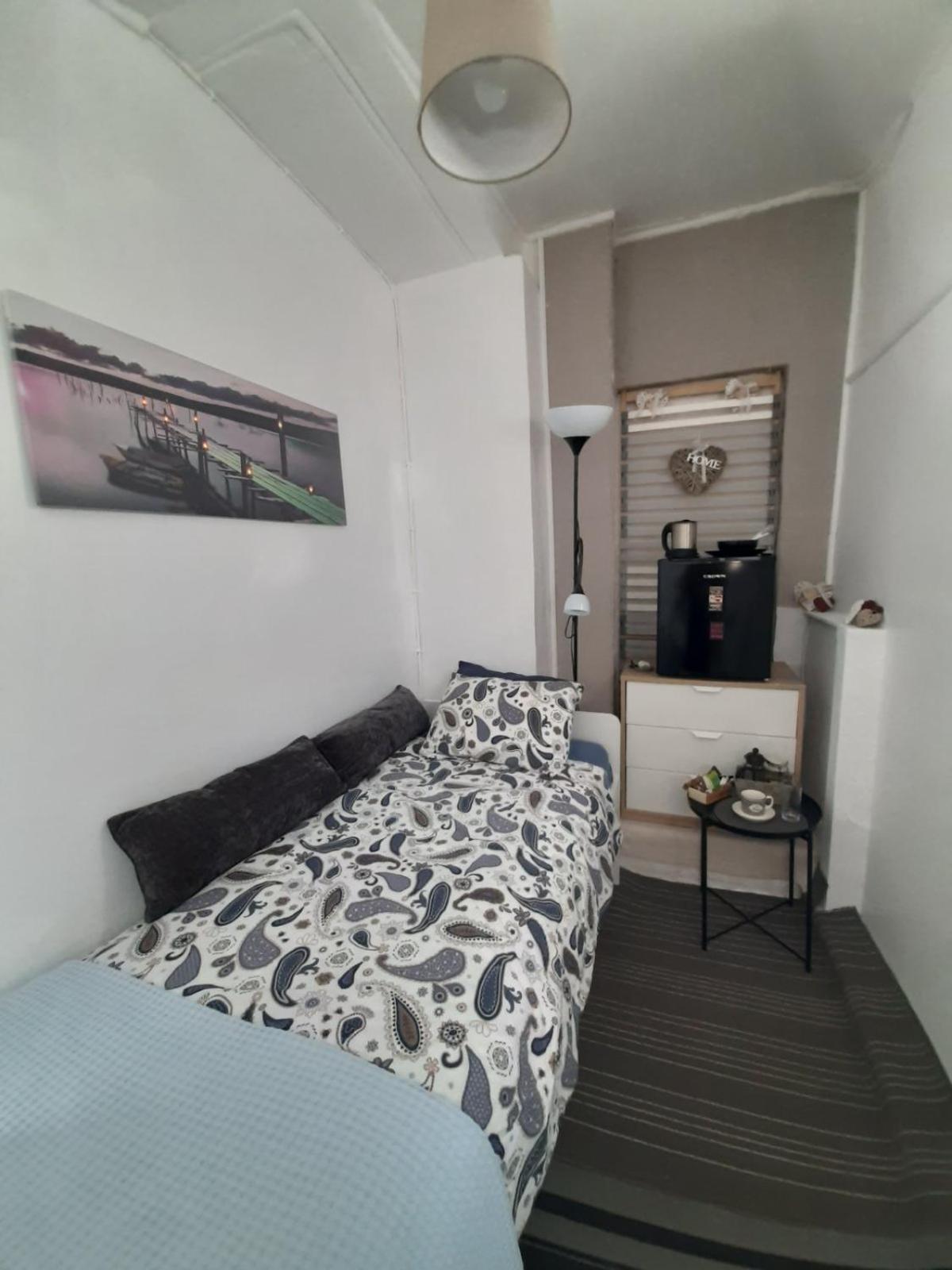 Apartment Georgias House 7 Min From Athens Airport *
